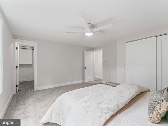 4 SALEM WAY, Marlton, NJ 08053