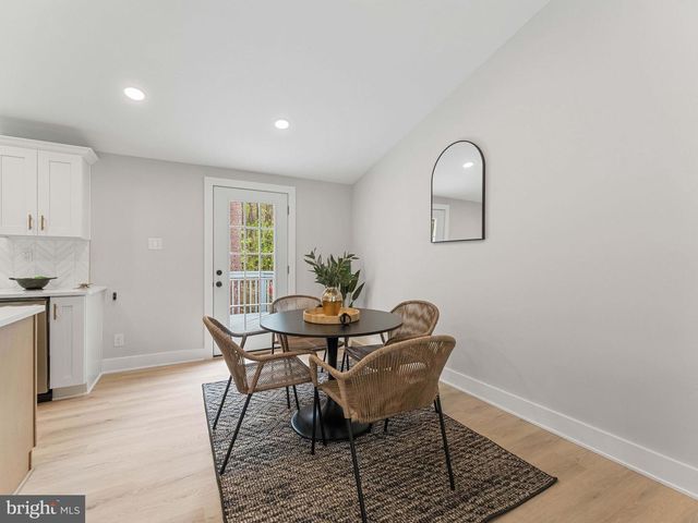 4 SALEM WAY, Marlton, NJ 08053