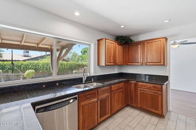 2727 W Madero Avenue, Mesa, AZ 85202