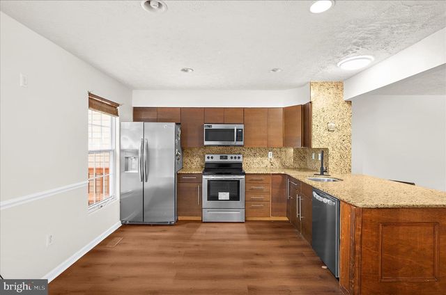 2009 HERITAGE DR, Baltimore, MD 21209