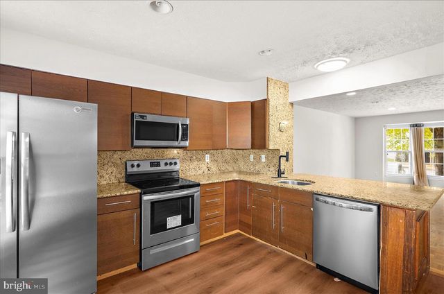 2009 HERITAGE DR, Baltimore, MD 21209