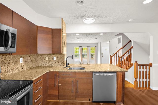 2009 HERITAGE DR, Baltimore, MD 21209