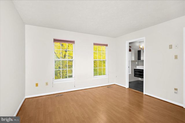 2009 HERITAGE DR, Baltimore, MD 21209