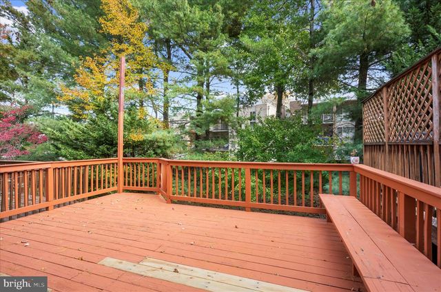 2009 HERITAGE DR, Baltimore, MD 21209