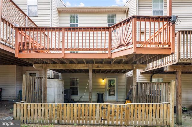 2009 HERITAGE DR, Baltimore, MD 21209