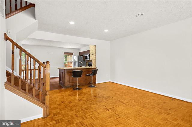 2009 HERITAGE DR, Baltimore, MD 21209