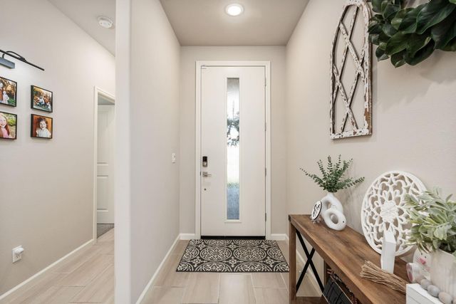 4110 Sussex Avenue, Clovis, CA 93619