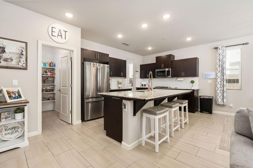 Image 15 of property listing at 4110 Sussex Avenue, Clovis, CA 93619