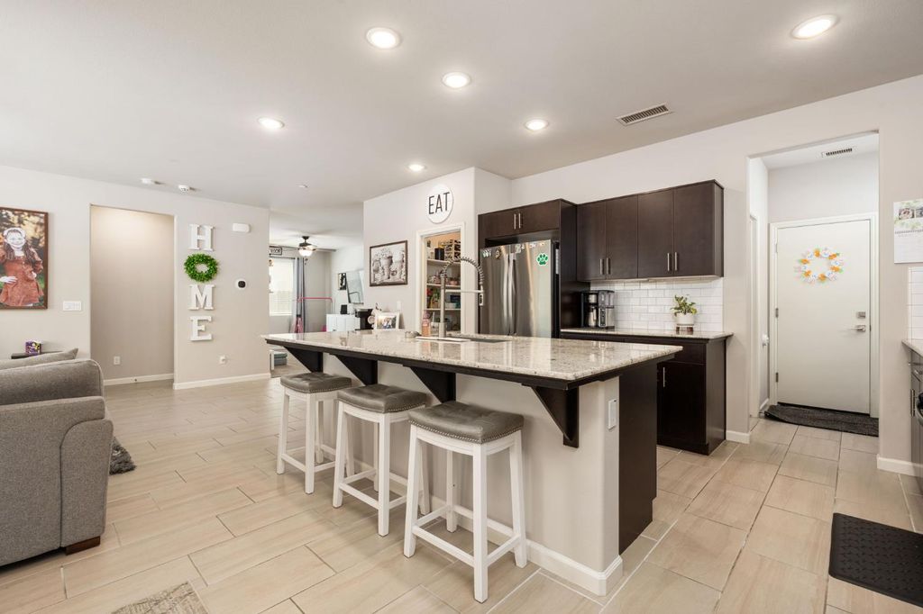 Image 17 of property listing at 4110 Sussex Avenue, Clovis, CA 93619