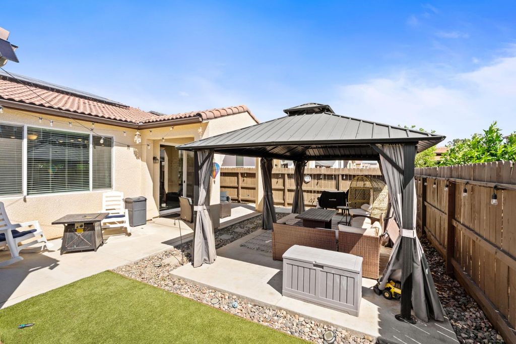 Image 38 of property listing at 4110 Sussex Avenue, Clovis, CA 93619