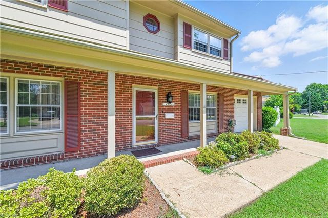295 Marlboro RD, Newport News, VA 23602