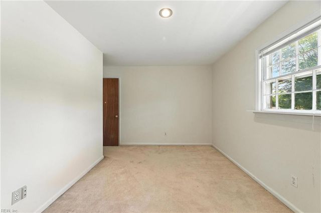 295 Marlboro RD, Newport News, VA 23602