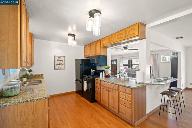 5070 Bonwell Dr, Concord, CA 94521