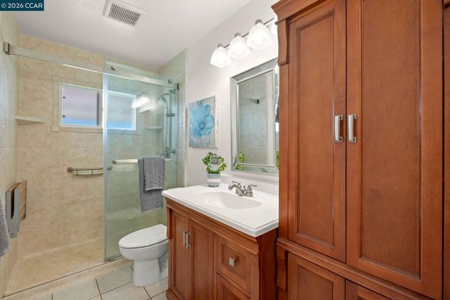 5070 Bonwell Dr, Concord, CA 94521