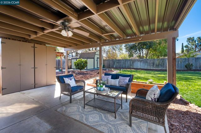 5070 Bonwell Dr, Concord, CA 94521