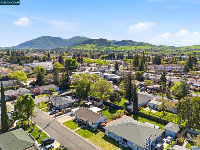 5070 Bonwell Dr, Concord, CA 94521