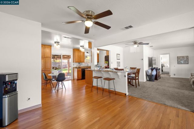 5070 Bonwell Dr, Concord, CA 94521