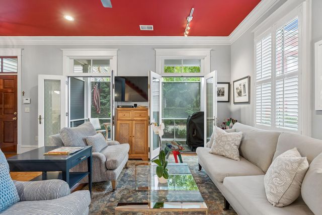 30 Mary Street Unit 6, Charleston, SC 29403