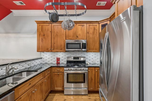 30 Mary Street Unit 6, Charleston, SC 29403