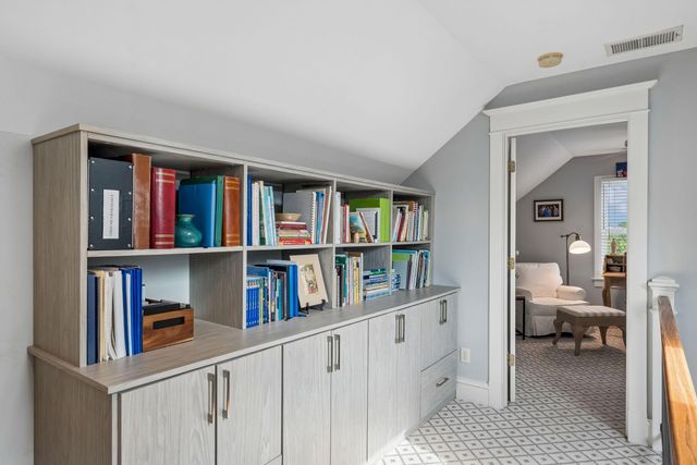 30 Mary Street Unit 6, Charleston, SC 29403