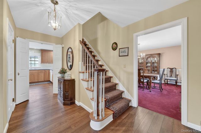 541 Giordano Drive, Yorktown Heights, NY 10598