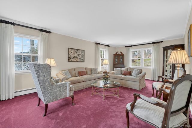 541 Giordano Drive, Yorktown Heights, NY 10598