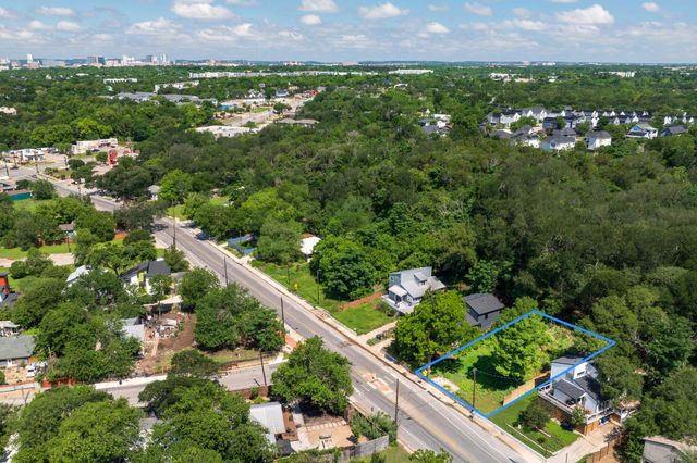 3600 Oak Springs DR, Austin, TX 78721