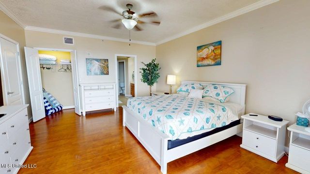1200 Beach Drive, 306, Gulfport, MS 39507