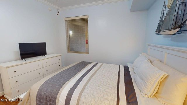 1200 Beach Drive, 306, Gulfport, MS 39507