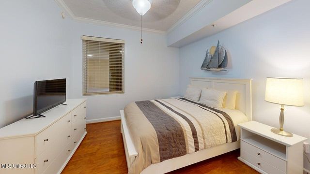 1200 Beach Drive, 306, Gulfport, MS 39507