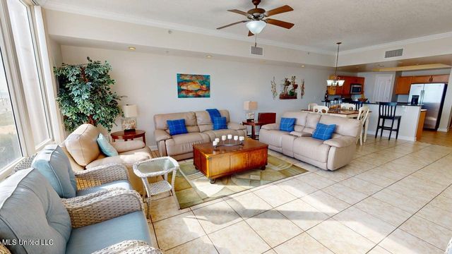 1200 Beach Drive, 306, Gulfport, MS 39507