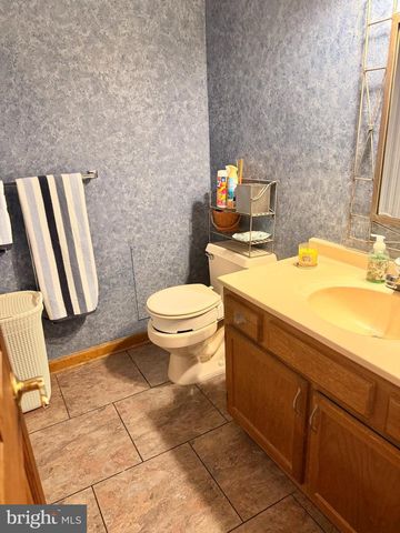 107 NORTHVIEW DR, Hanover, PA 17331