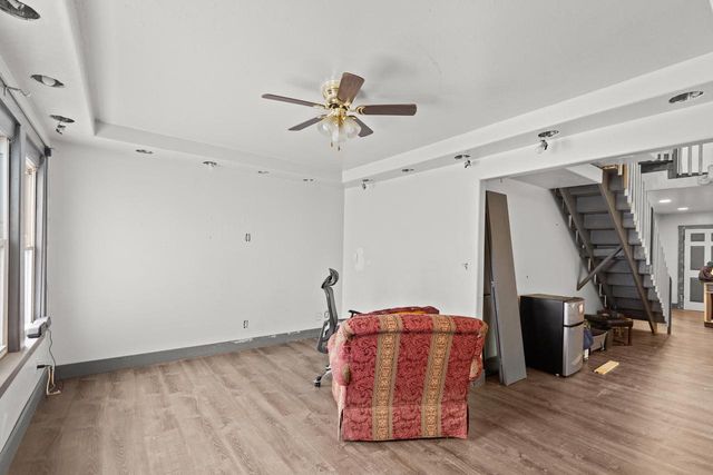 2850 N 28th STREET, Milwaukee, WI 53210
