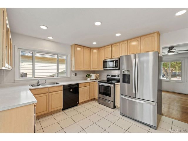 2616 E San Miguel St, Colorado Springs, CO 80909