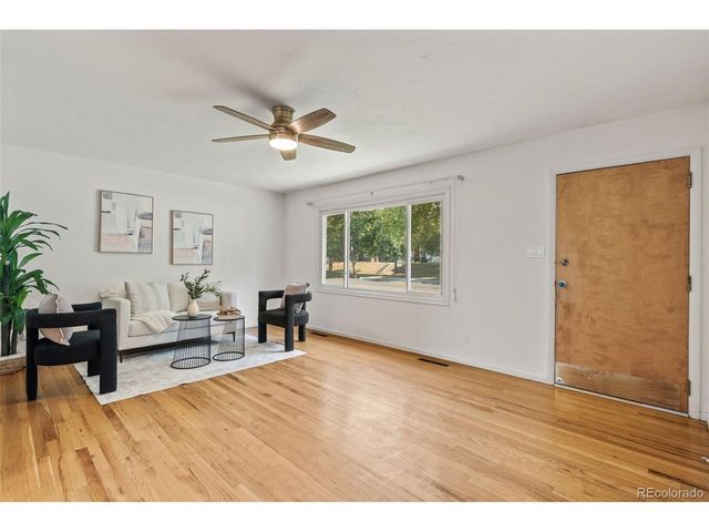 2616 E San Miguel St, Colorado Springs, CO 80909