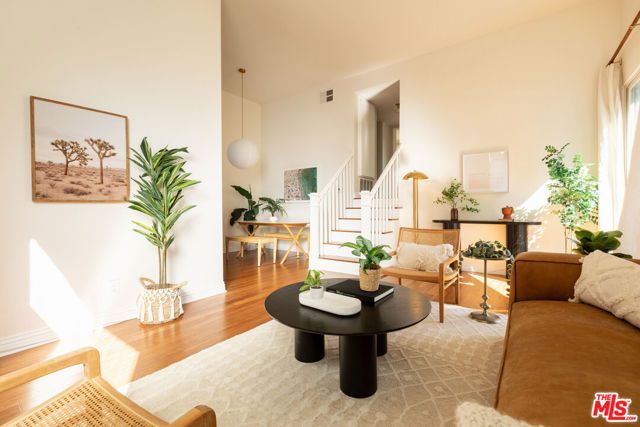 1304 Berkeley Street 3, Santa Monica, CA 90404