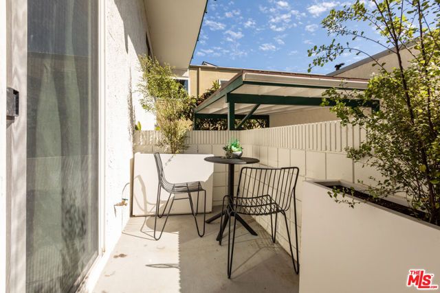 1304 Berkeley Street 3, Santa Monica, CA 90404