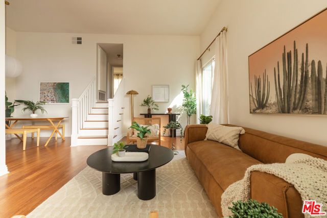 1304 Berkeley Street 3, Santa Monica, CA 90404
