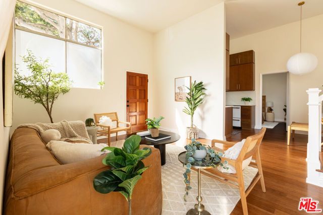 1304 Berkeley Street 3, Santa Monica, CA 90404