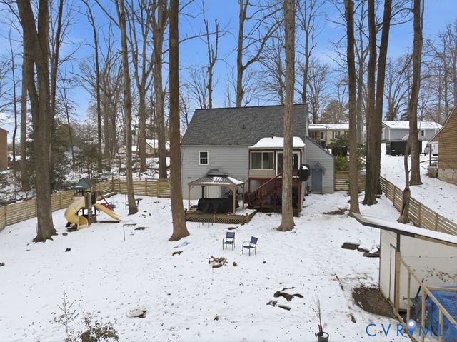 3261 Summerbrooke Dr, North Chesterfield, VA 23235