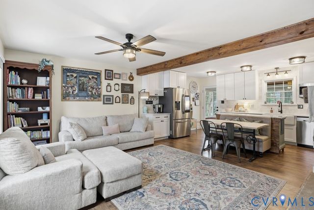 3261 Summerbrooke Dr, North Chesterfield, VA 23235