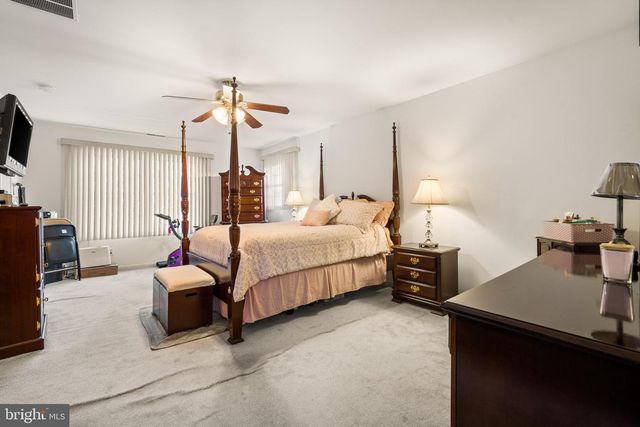 202 N NEW YORK RD, Galloway, NJ 08205