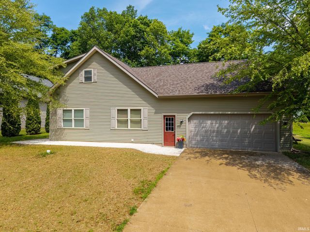 1945 E 770 S, Wolcottville, IN 46795