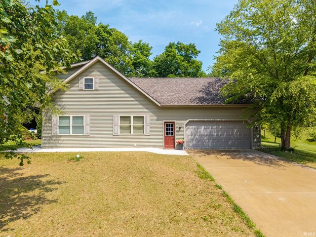 1945 E 770 S, Wolcottville, IN 46795