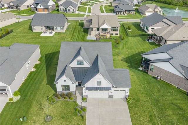 1264 Normandy Rue, Clearcreek Twp, OH 45458