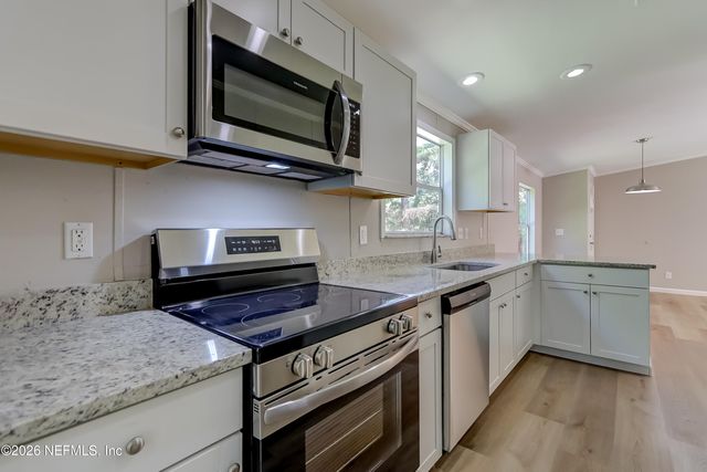 267 ASTER Avenue, Middleburg, FL 32068