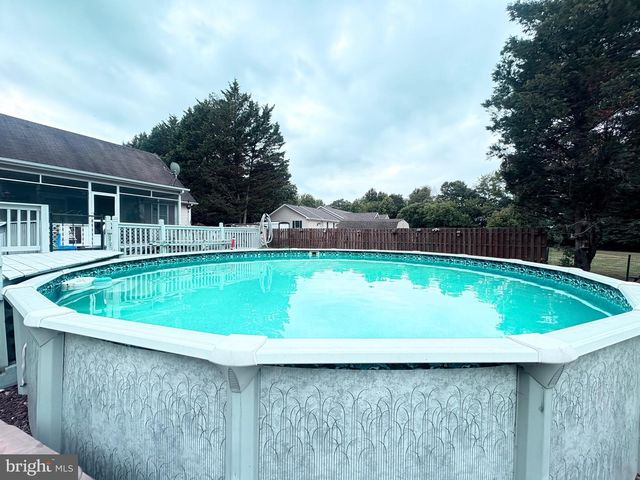 986 EVERETTS CORNER RD, Hartly, DE 19953