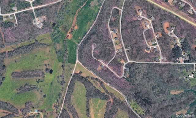 Whithorn Lane, Bella Vista, AR 72715