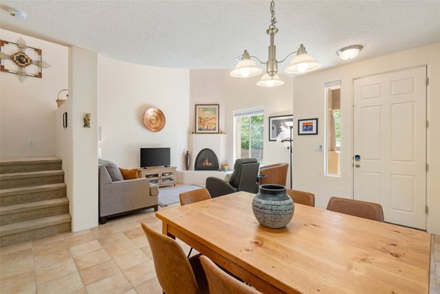 20 Emory Pass, Santa Fe, NM 87508