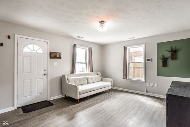 924 Saint Peter Street, Indianapolis, IN 46203